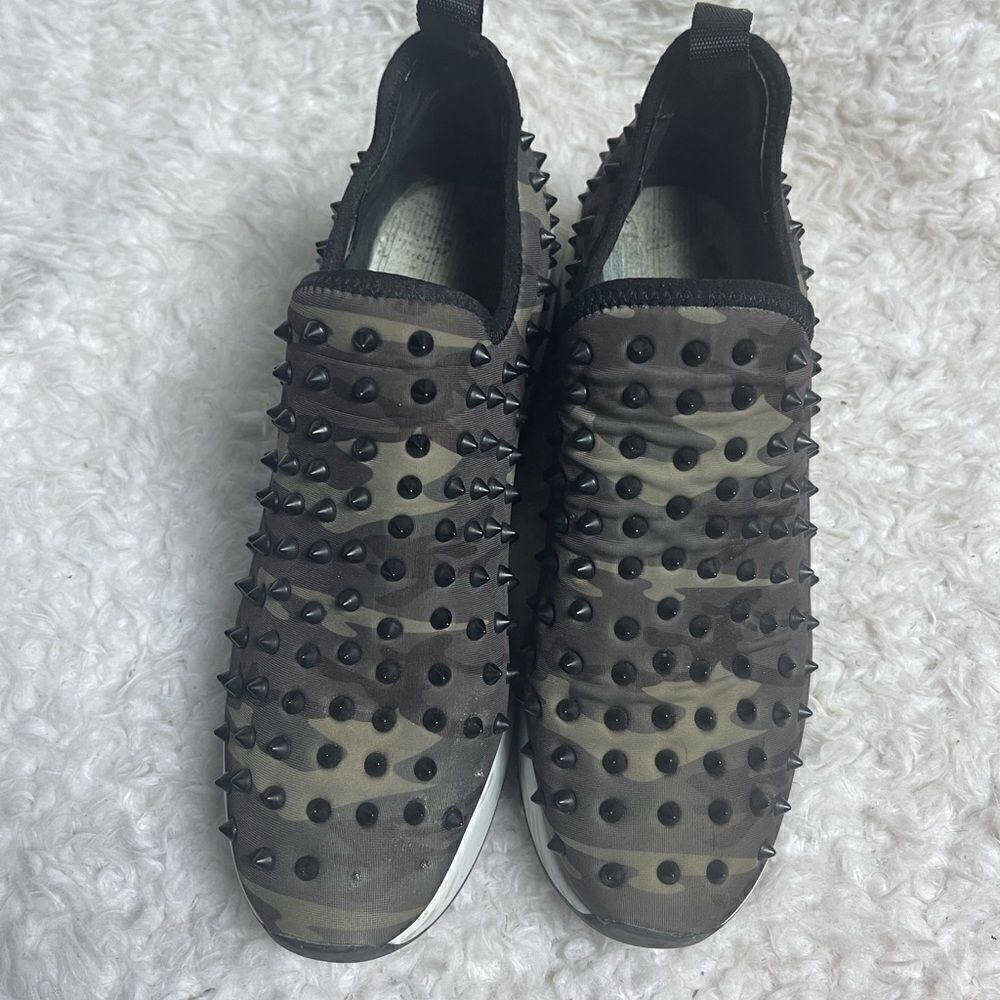 GIANNI BINI NYLON CAMOUFLAGE WEDGE SLIP ON SNEAKERS WITH BLACK SPIKES SZ9 - Picture 7 of 8